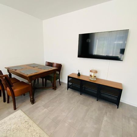 Sehr Schoenes Haus Mit Terasse Naehe Duesseldorf Daire Krefeld Dış mekan fotoğraf