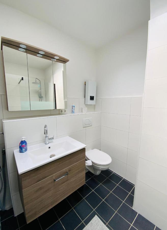 Sehr Schoenes Haus Mit Terasse Naehe Duesseldorf Daire Krefeld Dış mekan fotoğraf